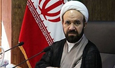 مستضعفان تکلیف نهایی جهان را مشخص میکنند