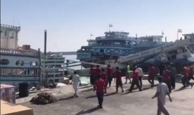 سقوط جرثقیل در بندر بهمن قشم