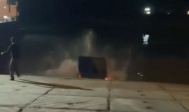 سقوط  نیسان در دریا