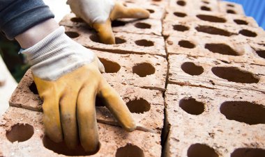 پلمب ۴ واحد تولید مصالح ساختمانی غیراستاندارد