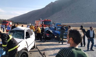 6 مصدوم در برخورد ۷ خودرو