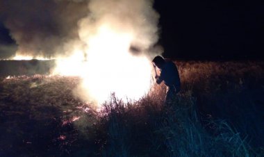 مهار آتش سوزی تالاب میانگران ایذه