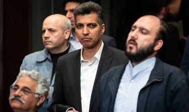 گزارشگر تلویزیون خبر از بازگشت عادل داد