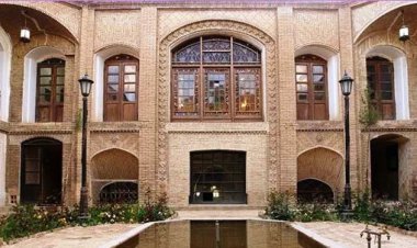 تخریب یک خانه تاریخی در کازرون