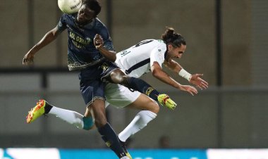 قصه عجیب مهاجم گابنی سر دراز دارد