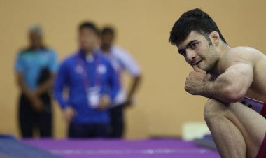 یک قهرمان دیگر از ایران رفت