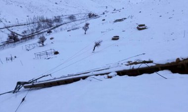 قطع برق ۶۰ روستای کهگیلویه و بویراحمد به خاطر برف