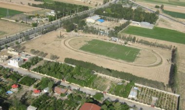 سروستان لرزید