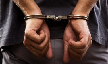 بازداشت یک مدیر فارس سر صحنه!