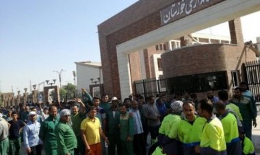 کارگر شهرداری کوت عبدالله: حقوق‌ها را هر سه ماه یکبار می‌دهند!