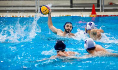 پیروزی تیم واترپلو نفت امیدیه در لیگ برتر