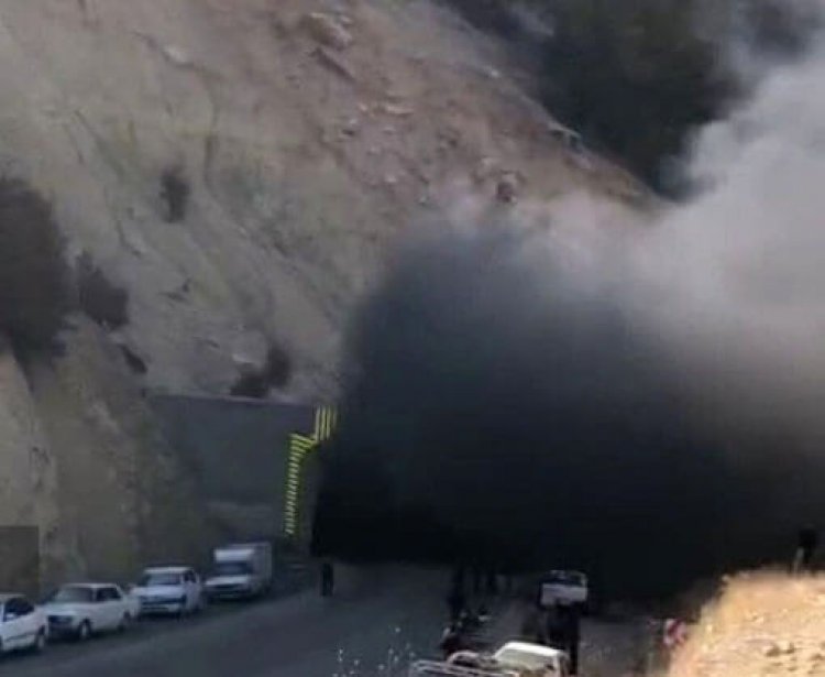 آتش گرفتن پراید در تونل جاده یاسوج