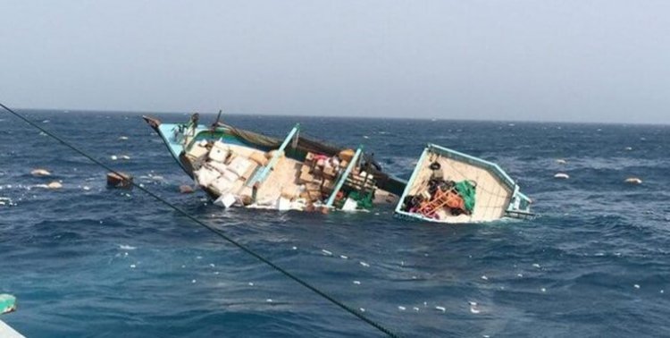 نجات جان 5 دریانورد در آبهای خلیج فارس