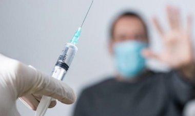 برخی معلمان و مدیران خوزستان حاضر نیستند واکسن بزنند!