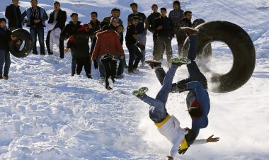 تیوپ سواری در برف، جان یک جوان را در سپیدان گرفت