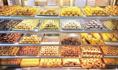 شيريني هم كالاي لوكس مي ‌شود