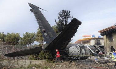 اولین فیلم از سقوط هواپیمای بوئینگ ۷۰۷ ارتش