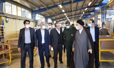 لزومی ند‌‌ارد‌‌ نیاز اد‌‌ارات و د‌‌ستگاه ‌های اجرایی از بیرون فارس تأمین شود‌‌