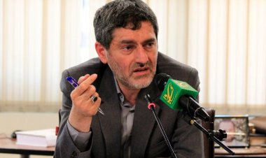 استاندار: فارس در اجرای رتبه بندی فرهنگیان پیشتاز باشد