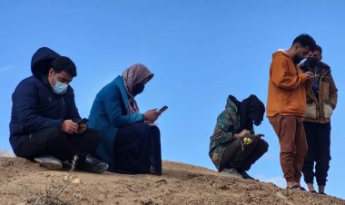 ۳۰ کیلومتر راهپیمایی برای شرکت در آزمون اینترنتی!