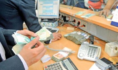 کارمندان و بازنشستگان متقاضی وام چند روز صبر کنید/ضامن حذف می‌شود