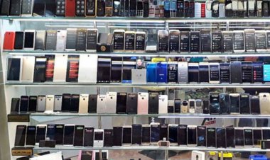 ممنوعیت واردات گوشی بالای 600 دلار تکذیب شد