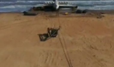 ببینید | غول ۳۰۸ تنی از بستر دریا  برخاست