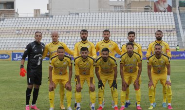 فجریها خارج از شیراز در جدال با حریفان