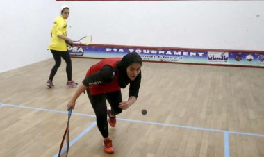 ورزشکار کیشوند قهرمان مسابقه اسکواش حرفه‌ای ثبت جهانی کیش شد