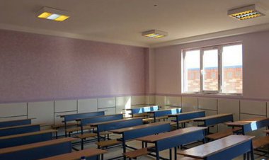 ابتلای ۲۰ دانش آموز یک مدرسه به کرونا در قیر وکارزین