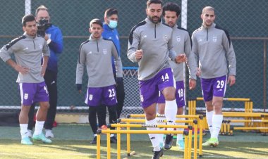 ترکیب تیم ملی ایران برابر عراق؛ طارمی فیکس شد