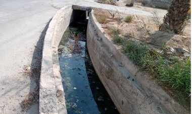 ساکنان محله های تنگک بوشهر برای حل مشکل فاضلاب همچنان انتظار می کشند