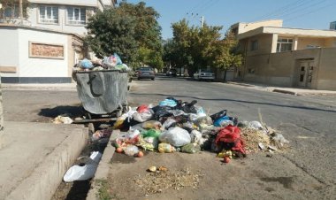 شهردار اهواز انباشت زباله ها را گردن چه کسی انداخت؟ 