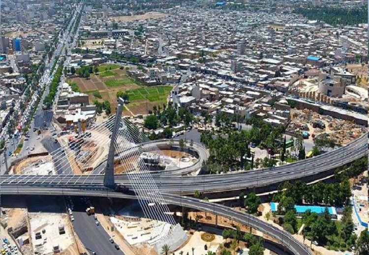 سیستم یکپارچه بلندگوهای پخش اذان برای  معابر و میادین اصلی شیراز