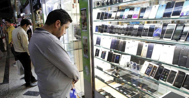 ممنوعیت واردات گوشی همراه بیش از ۶۰۰ دلار