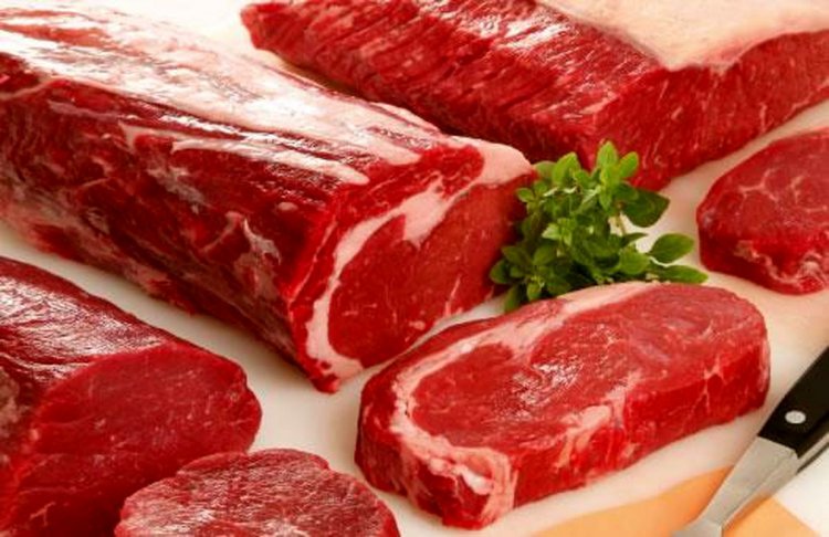 صادرات دام متوقف شد؛ قیمت گوشت پایین نیامد