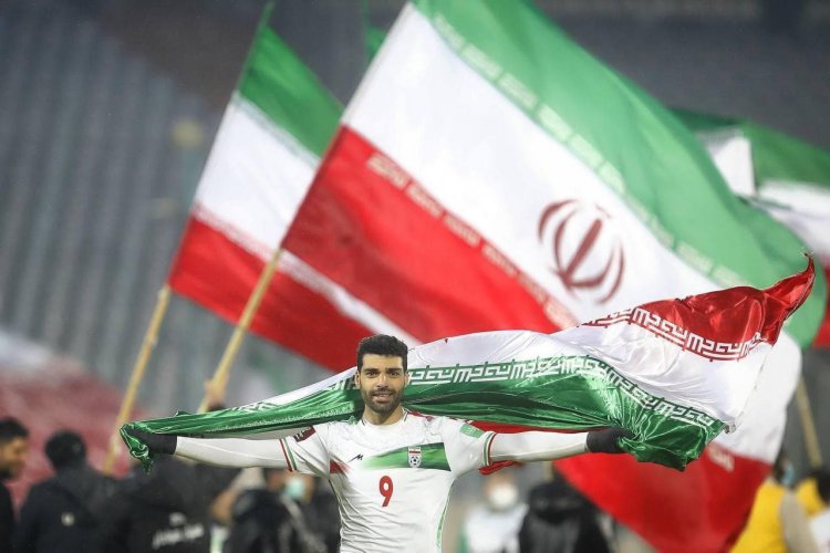 مهدی طارمی به عنوان بهترین بازیکن دیدار ایران و عراق انتخاب شد
