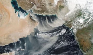 تصویر ناسا از طوفان گرد و غبار در ایران