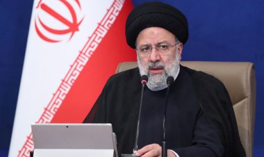 رئیسی: موظفیم همه حقوق‌بگیران را به یک چشم ببینیم