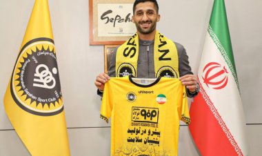 مظاهری طلایی‌پوش شد