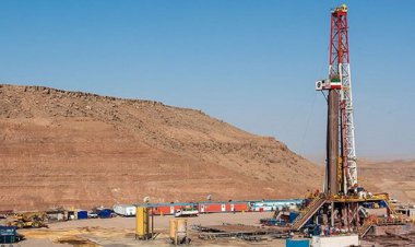 امضا قرارداد توسعه و بهره‌برداری از میدان نفتی سهراب‌