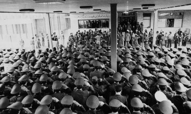 سالروز بیعت همافران با امام، «روز نیروی هوایی»