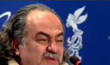 اشک‌ ریختنِ کارگردان فیلم «۲۸۸۸» در نشست خبری