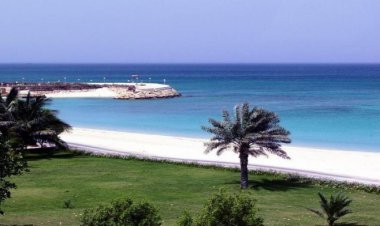 آزاد سازی ساحل پلاژ مدیران سازمان منطقه آزاد کیش