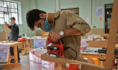 جوانان بومی جویای کار هرمزگانی در پورتال استانداری ثبت نام کنند