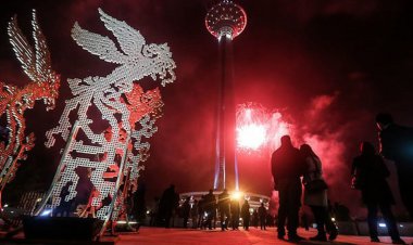 سیمرغ بهترین بازیگر مرد در دست .... ؟