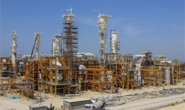 پالایشگاه نفت بوشهر سال آینده به بهره‌برداری می‌رسد