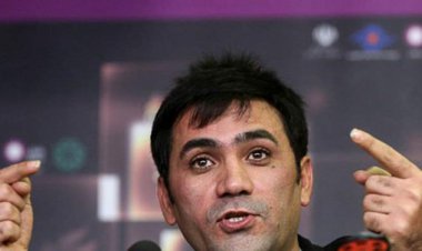 دیپلم افتخار در دستان کارگردان کهگیلویه و بویراحمدی