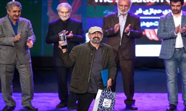 هادی حجازی‌فر: تنها فیلمی که به آرای مردمی اعتراض نکرد، «موقعیت مهدی» بود، اما گفتند حذف «سیمرغ مردمی» کار ما بوده!