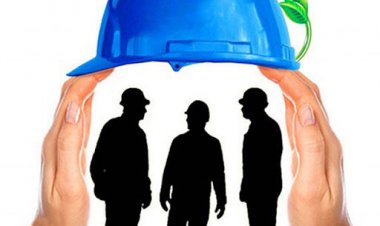 دولت سالانه با پرداخت ۱۰۰ میلیارد تومان از کارفرمایان فارس حمایت می‌کند